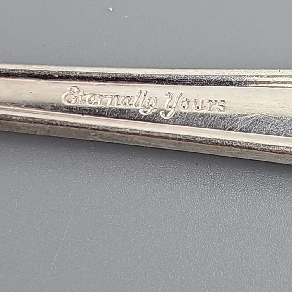 6  Vintage 1847 Rogers Bros IS Silverware Eternally Yours Flatware 6 inch Spoon